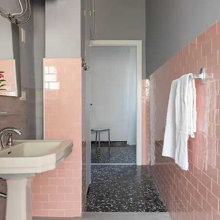 Casa Eleonora Con Parcheggio 度假居 *