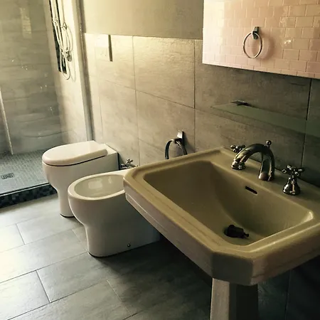 Casa Eleonora Con Parcheggio Vakantiehuis Oristano