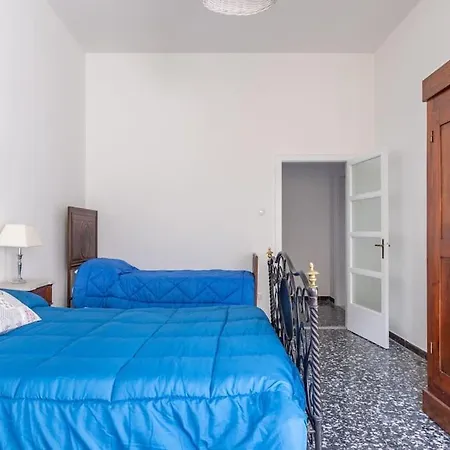 Casa Eleonora Con Parcheggio Ferienhaus Oristano