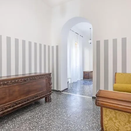 Casa Eleonora Con Parcheggio Ferienhaus *
